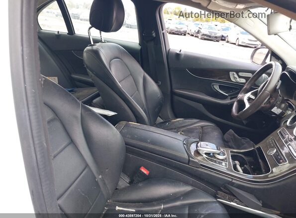 55SWF4KB3HU184926 2017 MERCEDES-BENZ C-CLASS White Вид салону спереду