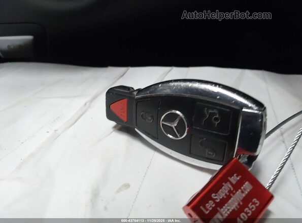 55SWF6EB8HU187196 2017 MERCEDES-BENZ AMG C 43 White Dashboard view