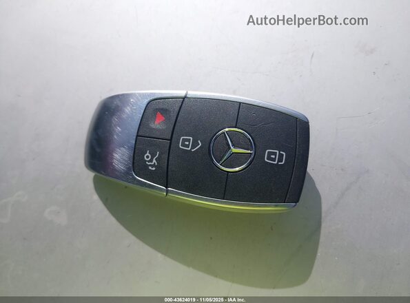 55SWF8DB1KU302712 2019 MERCEDES-BENZ C-CLASS Navy Вид панели приборов
