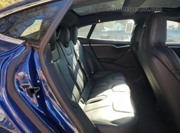 5YJSA1E11GF156217 2016 TESLA MODEL S Синий Вид задней части салона