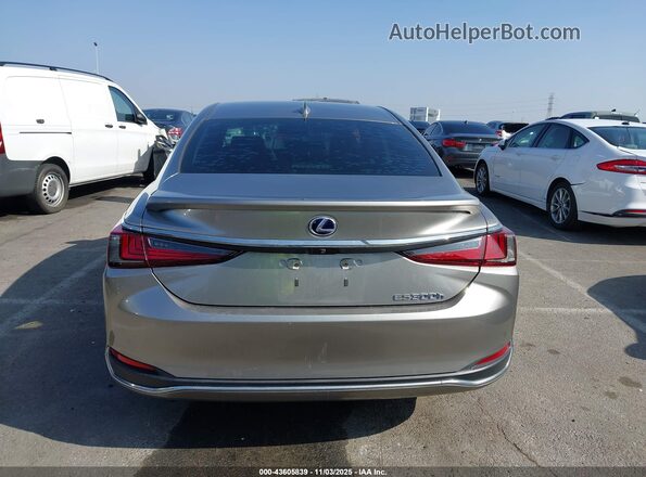 58ACA1C19MU002868 2021 LEXUS ES 300H Серебряный 