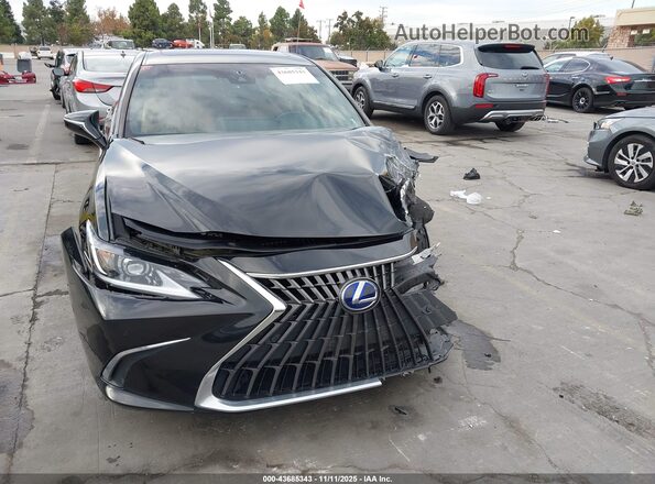 58ADA1C12NU013605 2022 LEXUS ES 300H Черный Вид щитка приборов