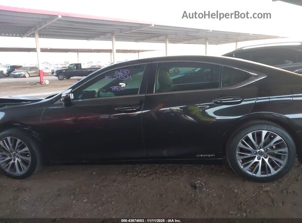 58ADA1C16MU003075 2021 LEXUS ES 300H Black 
