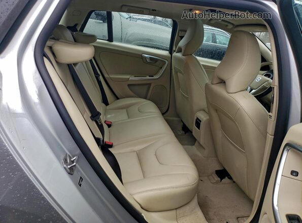 YV140MEK5G1301414 2016 VOLVO V60 Серебряный Вид задней части салона