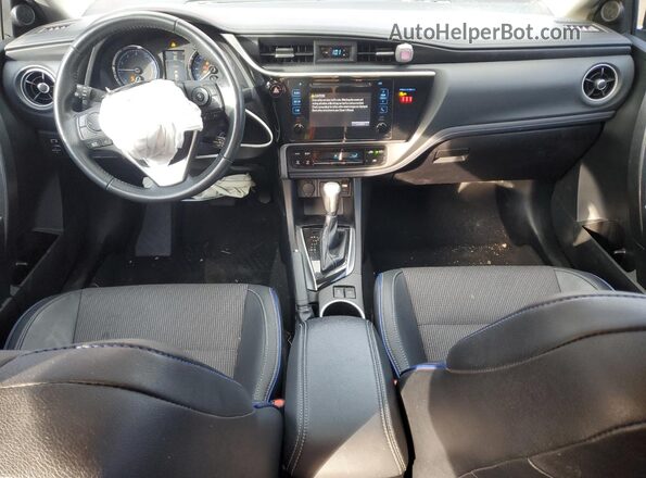 2T1BURHE5KC173460 2019 TOYOTA LL Красный Вид панели приборов