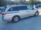 2017 Honda Odyssey Se Серый vin: 5FNRL5H32HB007670