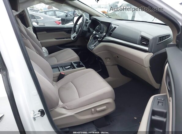 5FNRL6H57NB033264 2022 HONDA ODYSSEY White Вид салону спереду