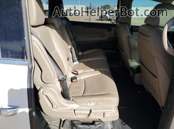 5FNRL6H99JB100749 2018 HONDA ODYSSEY White Вид задньої частини салону