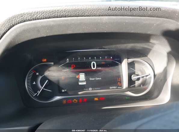 5FNYF7H58NB000122 2022 HONDA PASSPORT Синий Вид задних сидений
