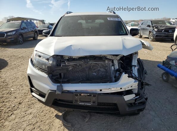 5FNYF8H05PB030191 2023 HONDA PASSPORT Белый Вид спереди