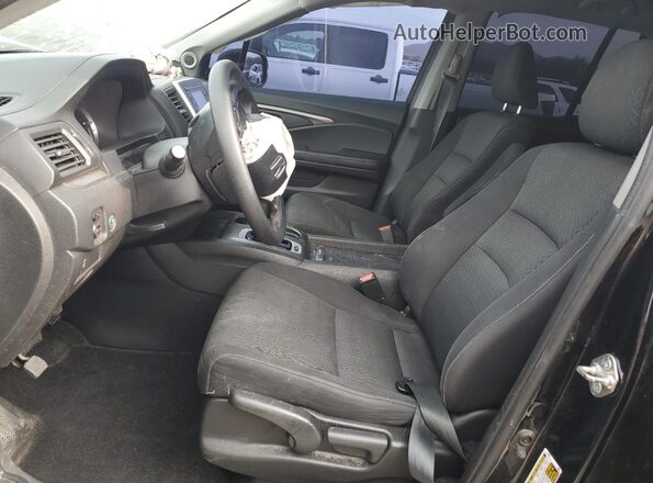 5FPYK2F13JB001713 2018 HONDA RIDGELINE Черный Вид салона спереди