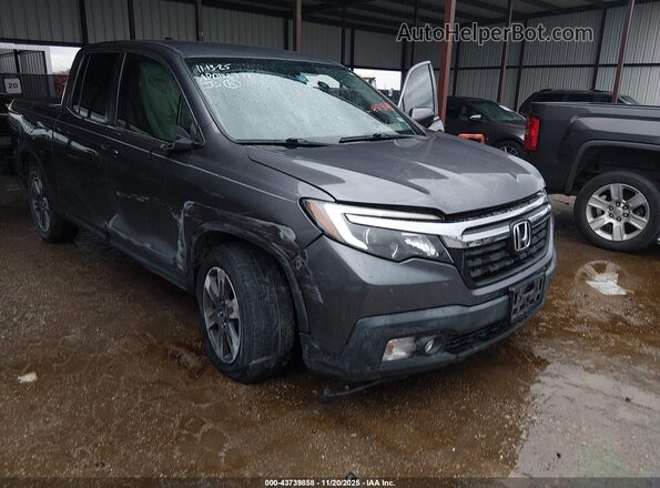 5FPYK2F6XJB002157 2018 HONDA RIDGELINE Gray Widok z przodu