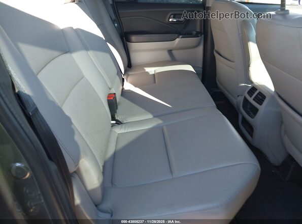 5FPYK3F5XHB018608 2017 HONDA RIDGELINE Gray Widok naklejki z numerem VIN