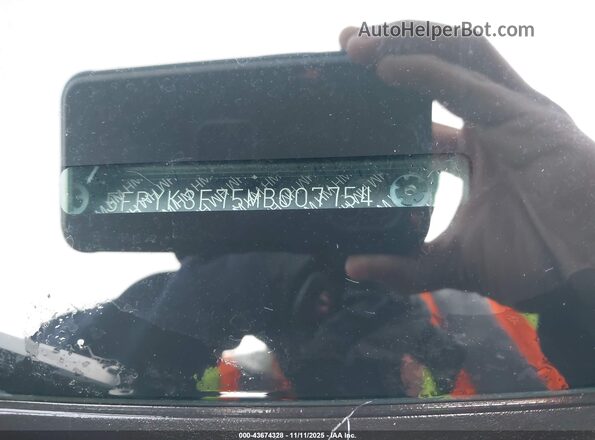 5FPYK3F75MB007754 2021 HONDA RIDGELINE Red Vista del compartimento del motor