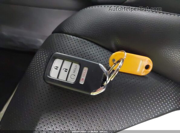 5FPYK3F77NB010088 2022 HONDA RIDGELINE Серый Вид панели приборов