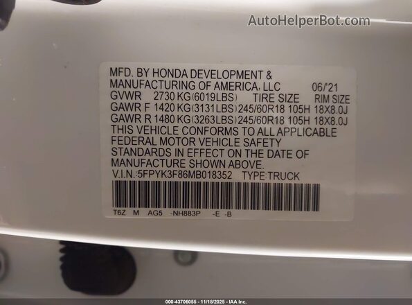 5FPYK3F86MB018352 2021 HONDA RIDGELINE White Vista del compartimento del motor