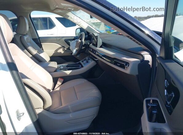 5LM5J6WC6MGL06780 2021 LINCOLN AVIATOR Белый Вид салона спереди