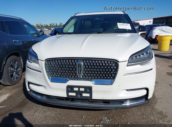 5LM5J7WC4NGL03013 2022 LINCOLN AVIATOR White Widok zestawu wskaźników