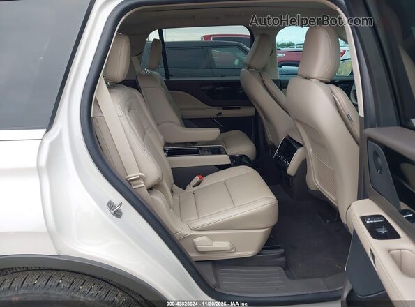 5LM5J7XC3RGL03086 2024 LINCOLN AVIATOR Желто-коричневый Вид наклейки с VIN-кодом