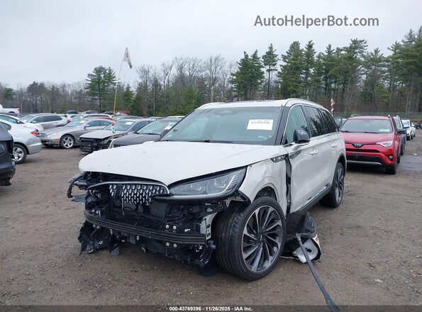 5LM5J7XC9SGL12266 2025 LINCOLN AVIATOR Белый Передняя левая четверть