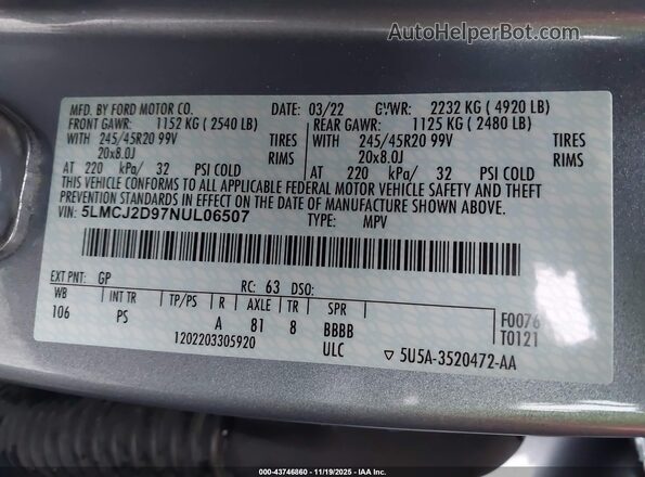 5LMCJ2D97NUL06507 2022 LINCOLN CORSAIR Light Blue Вид панели приборов