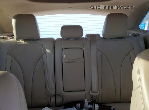 5LMCJ3C94HUL55384 2017 LINCOLN MKC Желто-коричневый Вид задних сидений