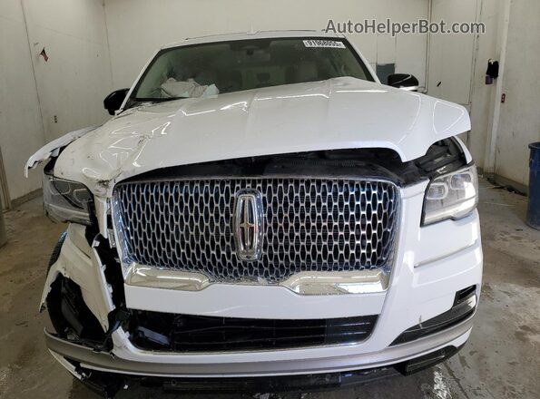5LMJJ2LG7REL18874 2024 LINCOLN NAVIGATOR Белый Вид спереди