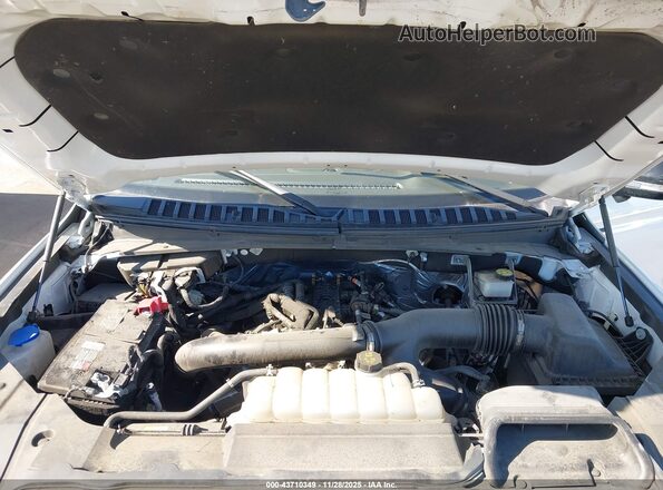 5LMJJ2LG9PEL00695 2023 LINCOLN NAVIGATOR Белый Вид сзади