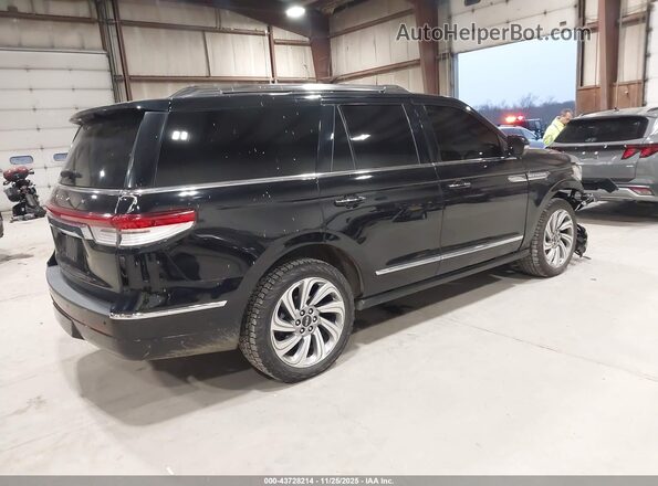 5LMJJ2LT3NEL15090 2022 LINCOLN NAVIGATOR Черный Задняя правая четверть