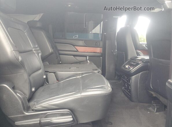5LMJJ3HT0JEL01236 2018 LINCOLN NAVIGATOR Черный Вид задней части салона