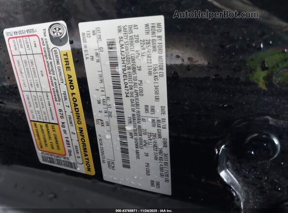 5LMJJ3HT9JEL04734 2018 LINCOLN NAVIGATOR L Black Widok komory silnika