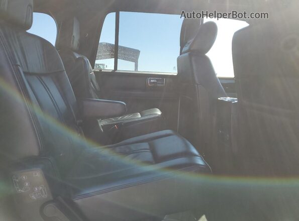5LMJJ3JT3HEL02594 2017 LINCOLN NAVIGATOR Белый Вид задней части салона
