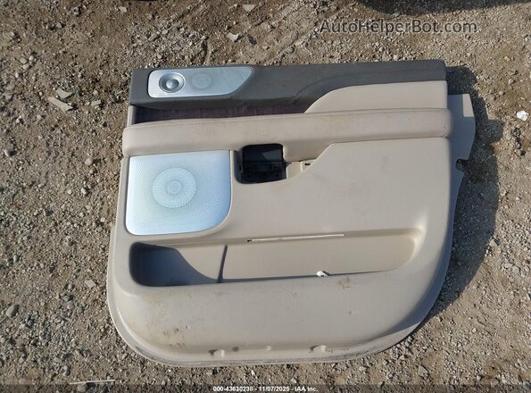 5LMJJ3LG7REL14880 2024 LINCOLN NAVIGATOR Белый Вид щитка приборов