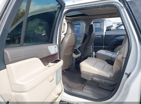 5LMJJ3LG7REL14880 2024 LINCOLN NAVIGATOR Белый Вид наклейки с VIN-кодом