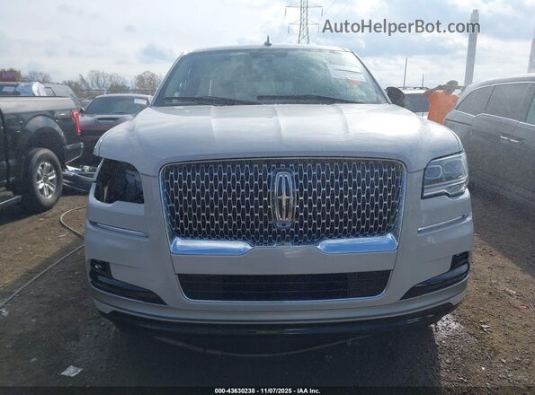 5LMJJ3LG7REL14880 2024 LINCOLN NAVIGATOR Белый Вид задней части салона