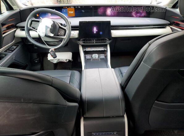 5LMPJ8J40SJ890940 2025 LINCOLN NAUTILUS Black Вид панелі приладів
