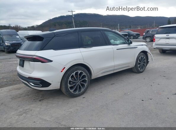 5LMPJ8KA3RJ780981 2024 LINCOLN NAUTILUS White Задня права чверть
