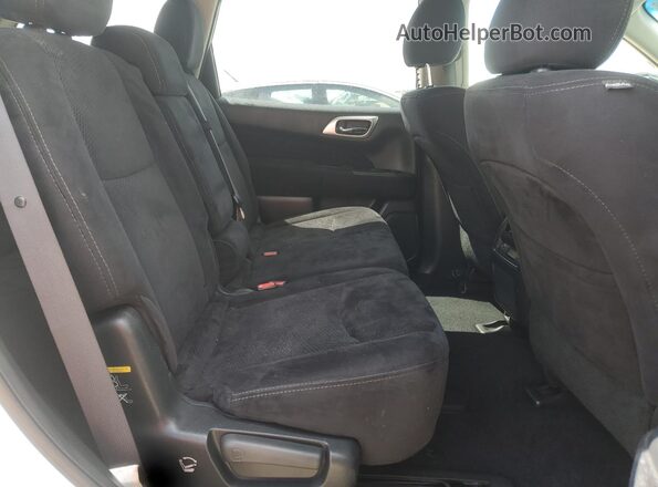 5N1AR2MM7GC643159 2016 NISSAN PATHFINDER White Հետևի նստատեղերի տեսք