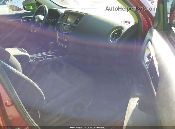 5N1AR2MN8GC607828 2016 NISSAN PATHFINDER Red Widok wnętrza z przodu