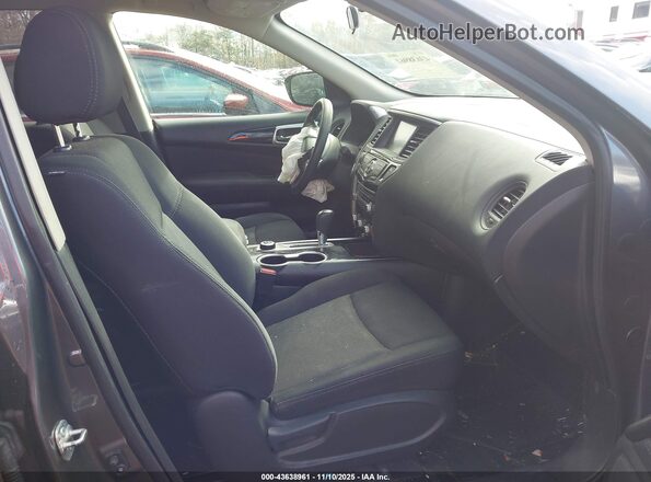 5N1DR2MM0HC690659 2017 NISSAN PATHFINDER Серый Вид салона спереди