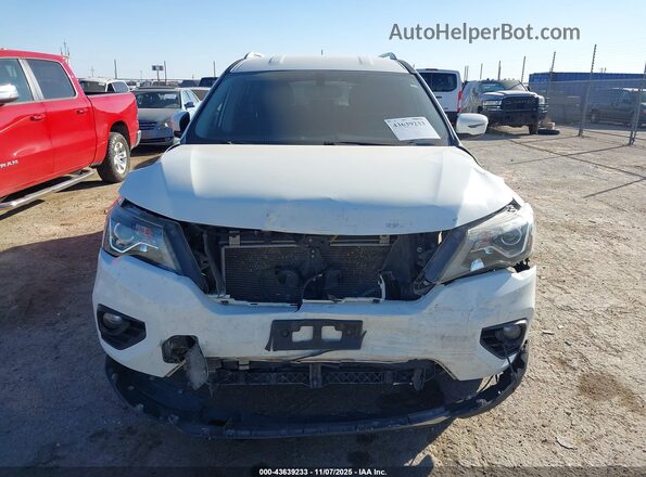 5N1DR2MM2JC636172 2018 NISSAN PATHFINDER White Vista interior trasera