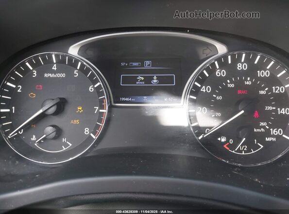 5N1DR2MM3JC620336 2018 NISSAN PATHFINDER Silver Vista de los asientos traseros