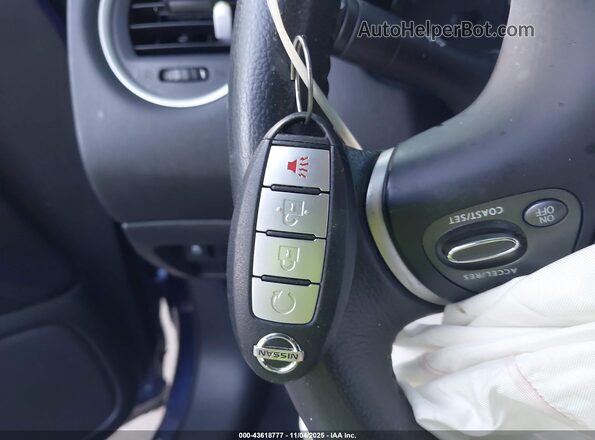 5N1DR2MM7JC662265 2018 NISSAN PATHFINDER Синий Вид панели приборов