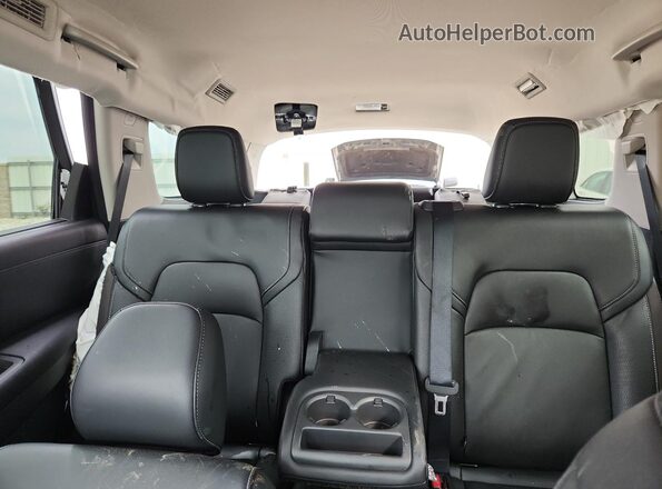 5N1DR3CC9PC215332 2023 NISSAN PATHFINDER Белый Вид задних сидений