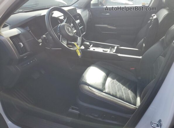 5N1DR3DF4NC203076 2022 NISSAN PATHFINDER Белый Вид салона спереди