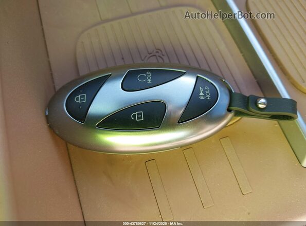 5NMP54GL2TH151465 2026 HYUNDAI SANTA FE CALLIGRAPHY Gray Vista del salpicadero
