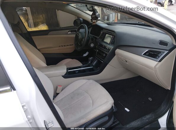 5NPE24AF6GH314985 2016 HYUNDAI SONATA Белый Вид салона спереди