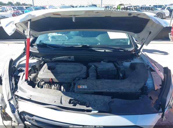 5NPE34AF4GH346024 2016 HYUNDAI SONATA Серебряный Вид сзади
