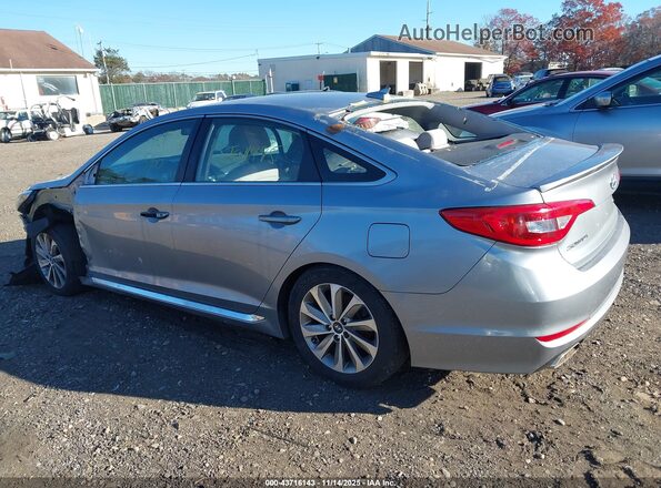 5NPE34AF7HH556196 2017 HYUNDAI SONATA Серый Вид задней части салона