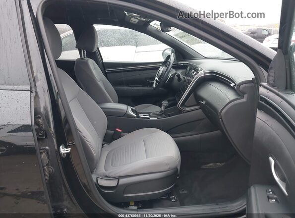 5NTJDDAF7PH042957 2023 HYUNDAI SANTA CRUZ Black Widok wnętrza z przodu